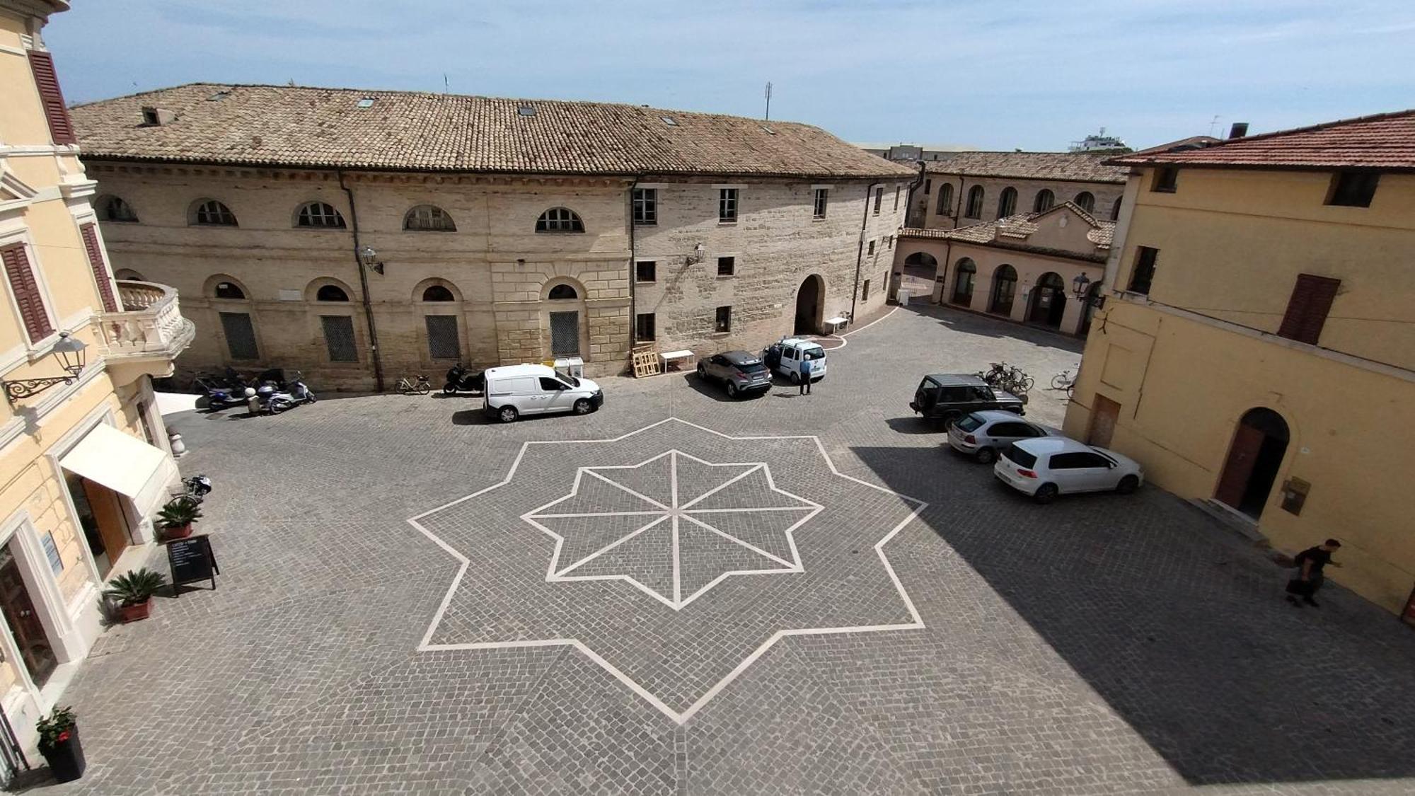 Palazzo Cavalletti - Appartamenti Nel Cuore Di Senigallia Eksteriør billede